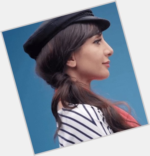 Happy birthday Nasim Pedrad! 