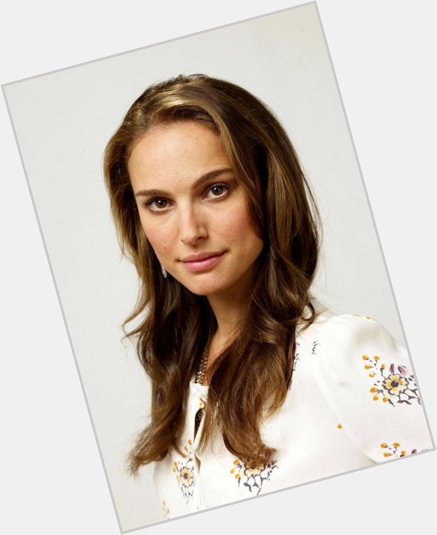 Happy birthday to the beautiful and incredibly talented Natalie Portman! (aka Her majesty, Queen Amidala of Naboo.) 