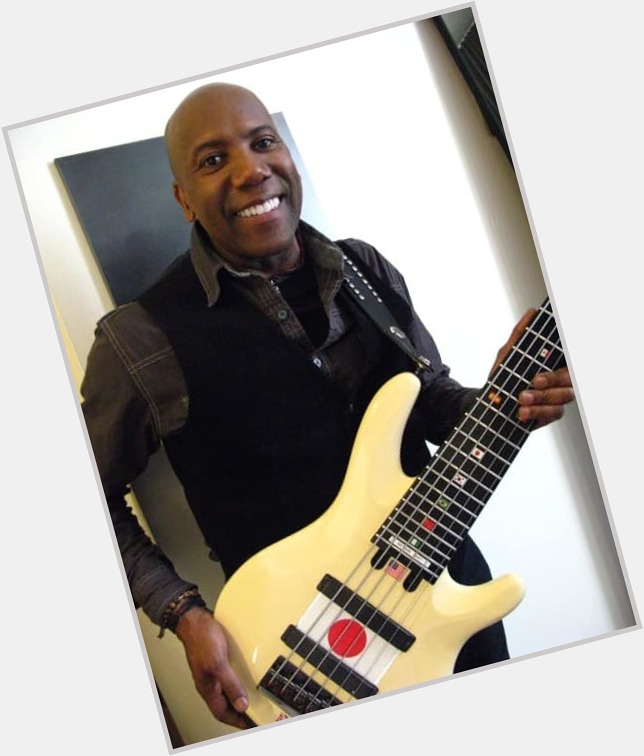 Happy birthday to Nathan East,
(December 8, 1955). 
