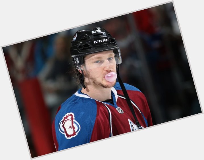 Happy birthday, Nathan MacKinnon!    