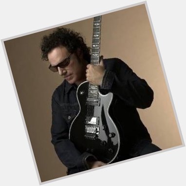 Happy birthday to the great Bay Area rocker Neal Schon. 64 years Feb 27th.        