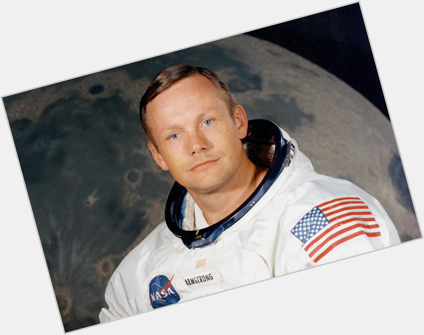 Happy 85th Birthday to Neil Armstrong!
\"Mystery creates wonder & wonder is the basis of man\s desire to understand.\" 