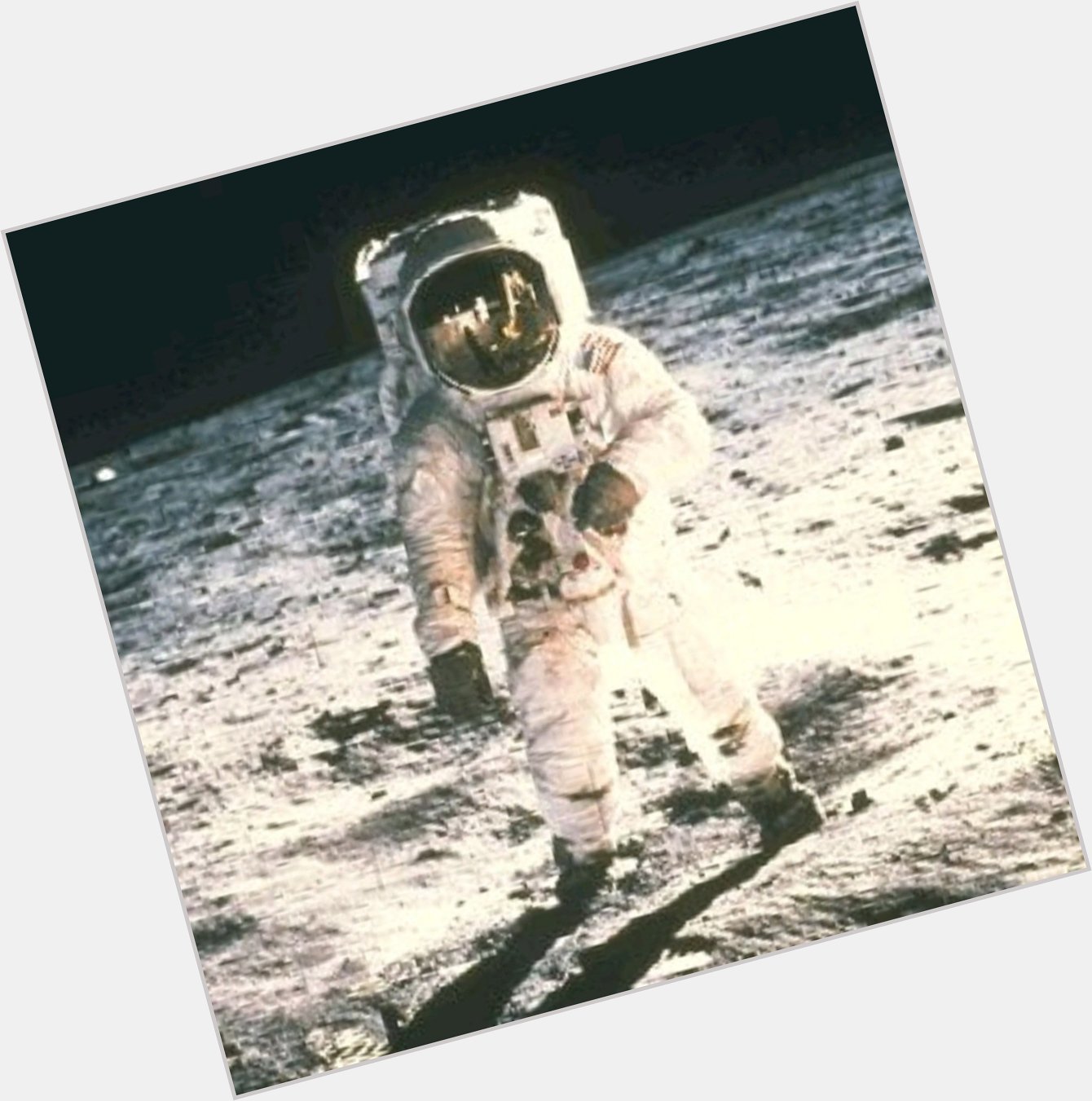 Happy birthday to Neil Armstrong, it would\ve been his 91st birthday! 