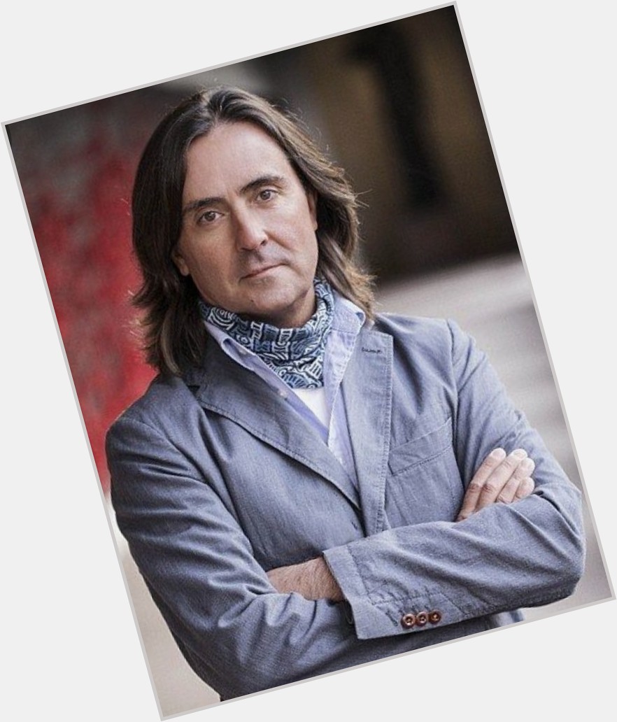 Happy Birthday to Neil Oliver today ! 