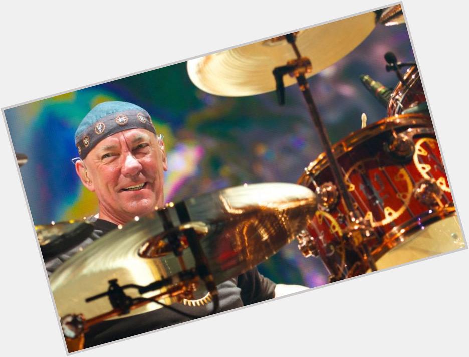 Happy birthday to one of the greatest drummers to ever live Neil Peart! 