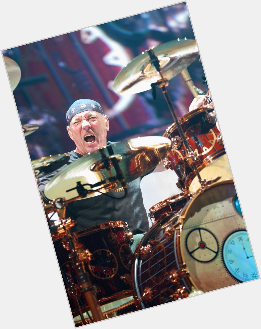 Happy 65th birthday to the greatest drummer on this planet, Neil Peart. 