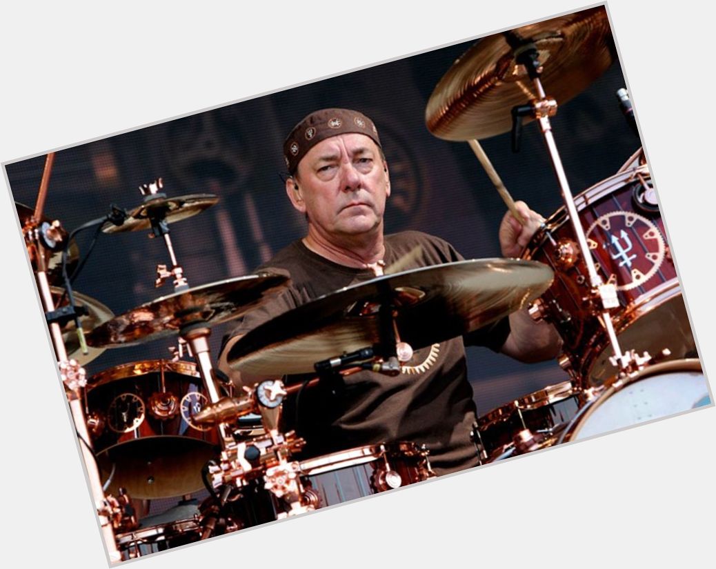 Happy Birthday Neil Peart! You make the heavens shake and our things wiggle. 