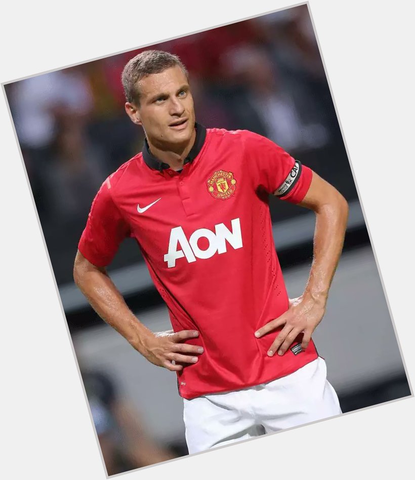 Happy Birthday to former captain Nemanja Vidic. Probably one of the best defenders to play for . 
