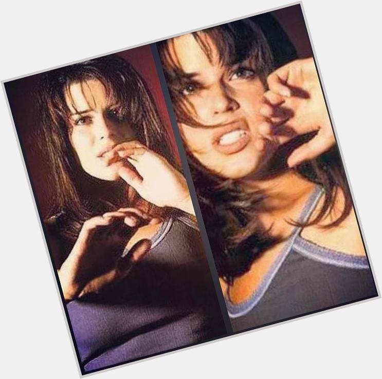 Happy birthday Neve Campbell, you beautiful human being 