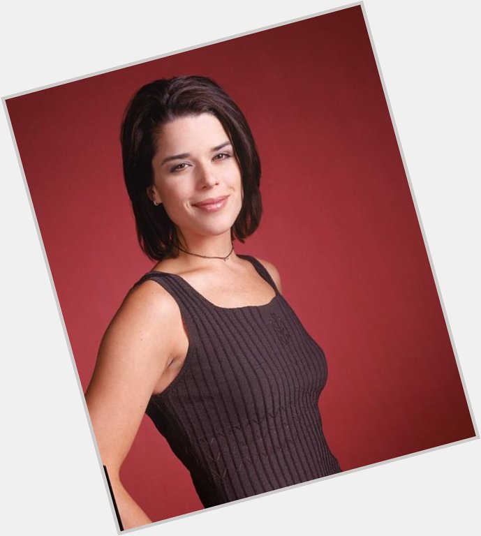 10/3 Happy birthday to Neve Campbell! 