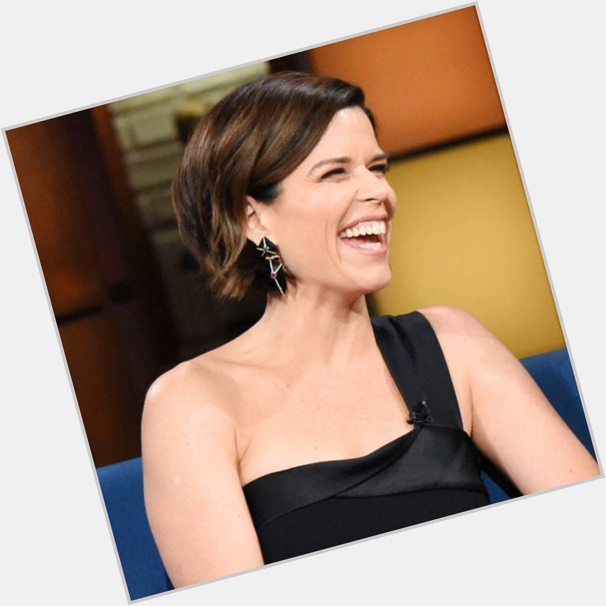   Happy birthday to our queen Neve Campbell  
