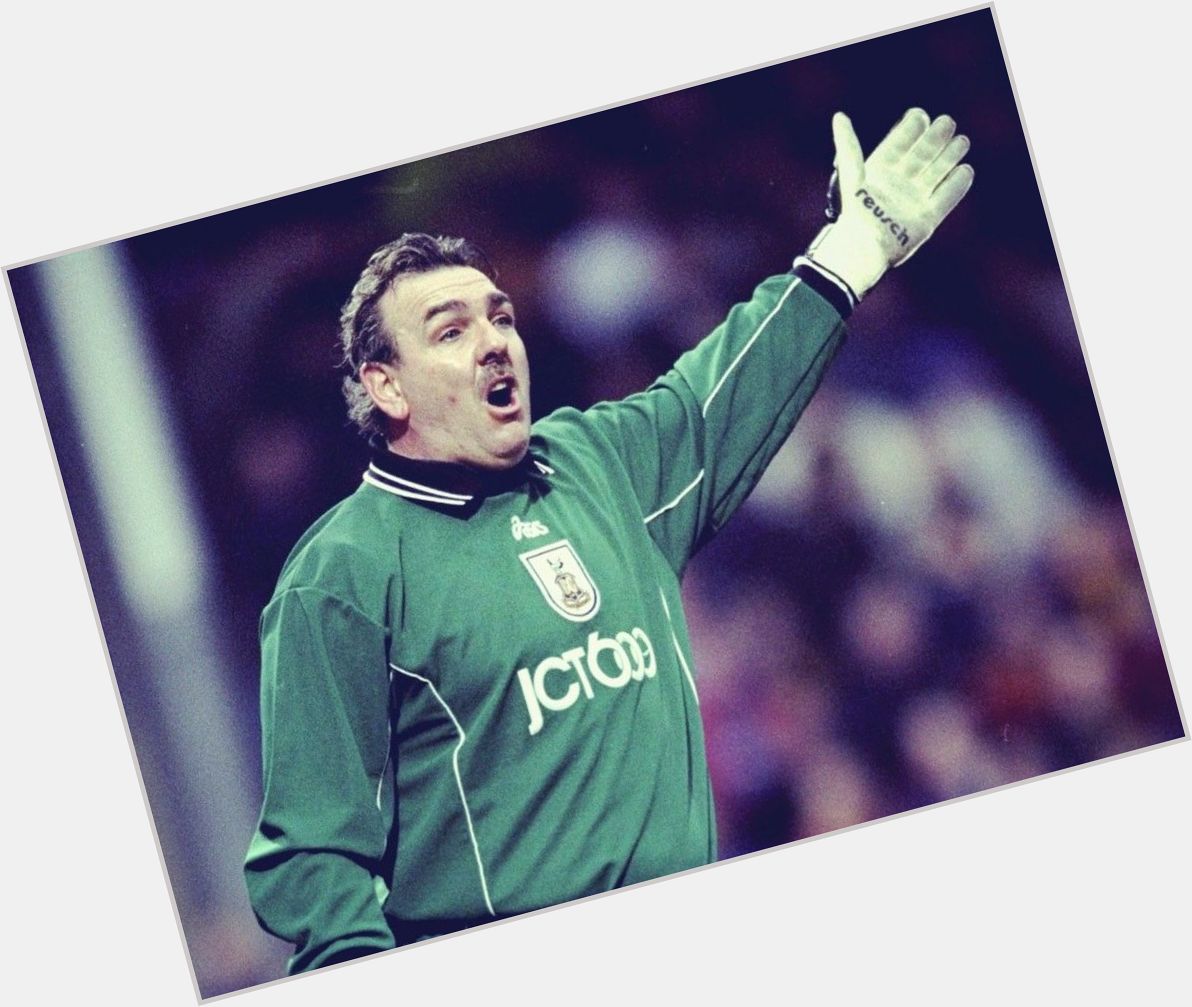  Happy birthday to Neville Southall, the former Everton keeper turns 60 today. 