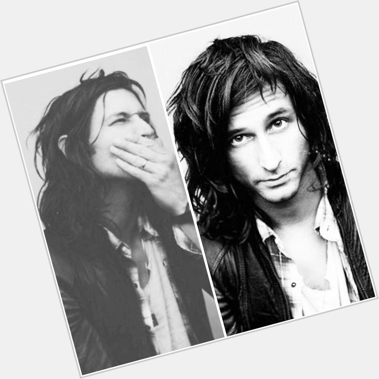 Happy Birthday to our favourite, Mr. Nick Valensi! What a guy. 