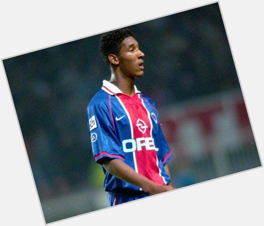 Happy birthday Nicolas Anelka, who has played in some frankly belting kits throughout his career. 