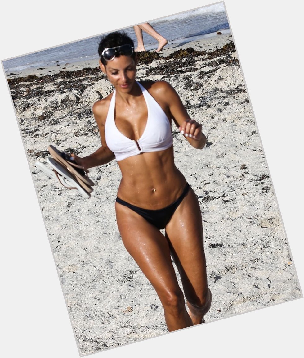 Happy 50th birthday to the never aging queen, Nicole Murphy 