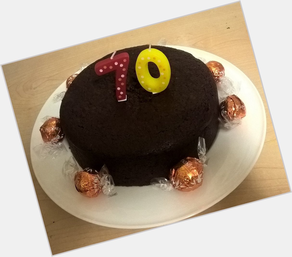 Happy Birthday Mum!
Celebrating with glorious Chocolate Orange Cake. 