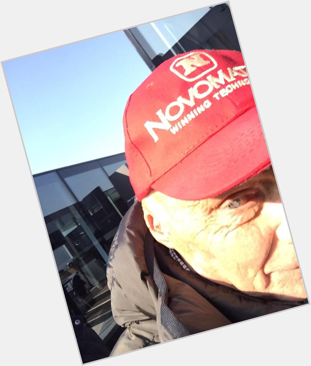 Happy Birthday to F1 legend Niki Lauda! Thanks for the letting me have a selfie with you the other day... 