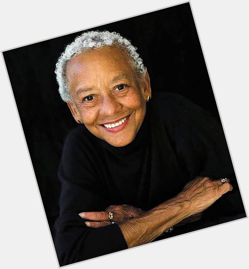 Happy belated 77th birthday to poet, writer, commentator, activist, and educator, Nikki Giovanni! 