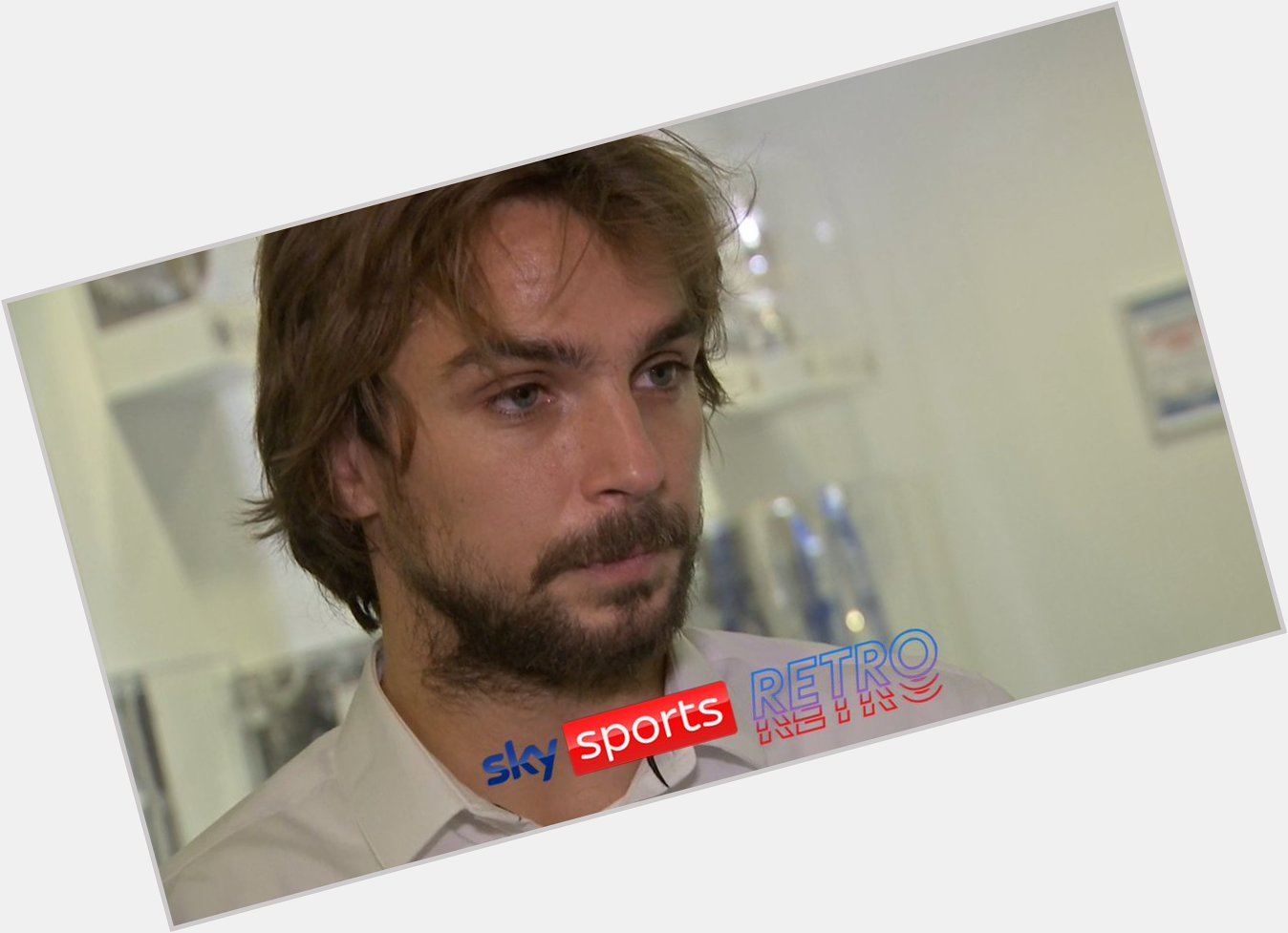 Happy 37th Birthday to Niko Kranjcar. Here he is after being signed by Harry Redknapp for the fourth time. 
