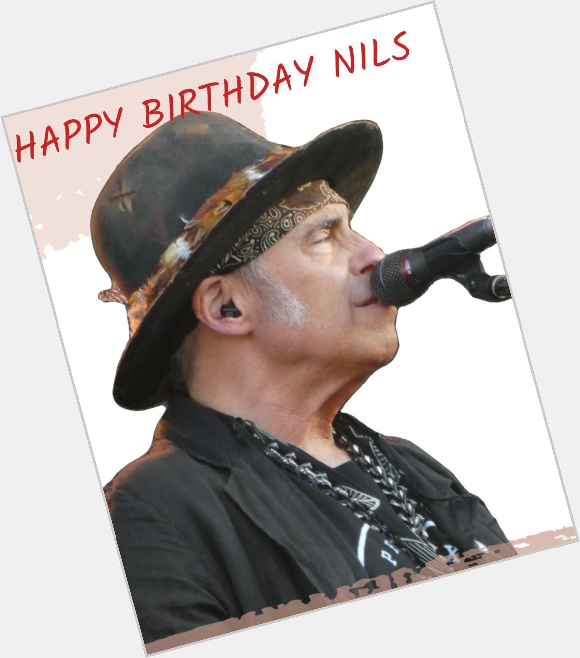 To the godfather of the guitar Today you just must tear off the roof.
Happy Birthday Nils Lofgren
Bernd 