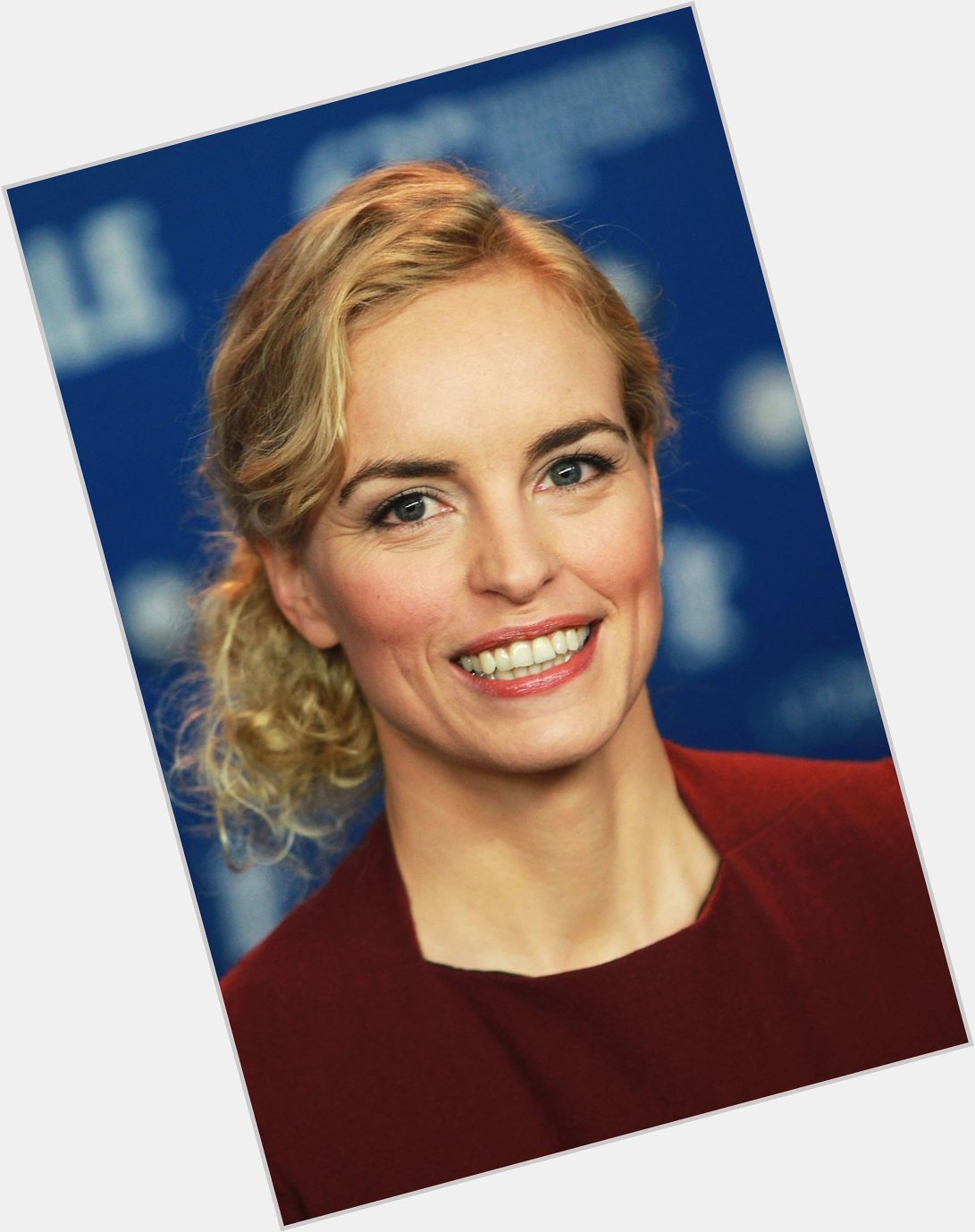 Happy 46th birthday to Nina Hoss 