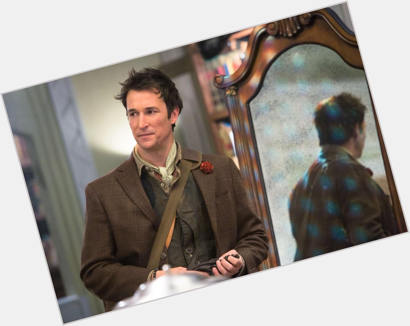 Please help us wish this original Librarian a VERY Happy Birthday today.  We love you Noah Wyle!  
