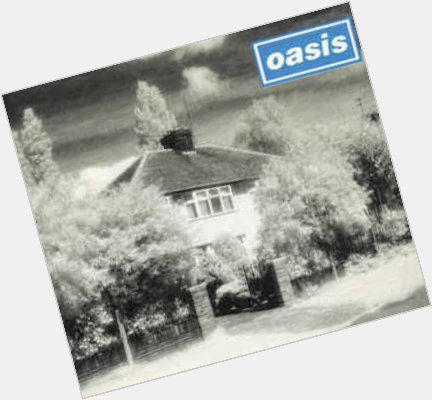 Oasis Live Forever from the album Definitely Maybe. Happy Birthday to the  amazing Noel Gallagher 