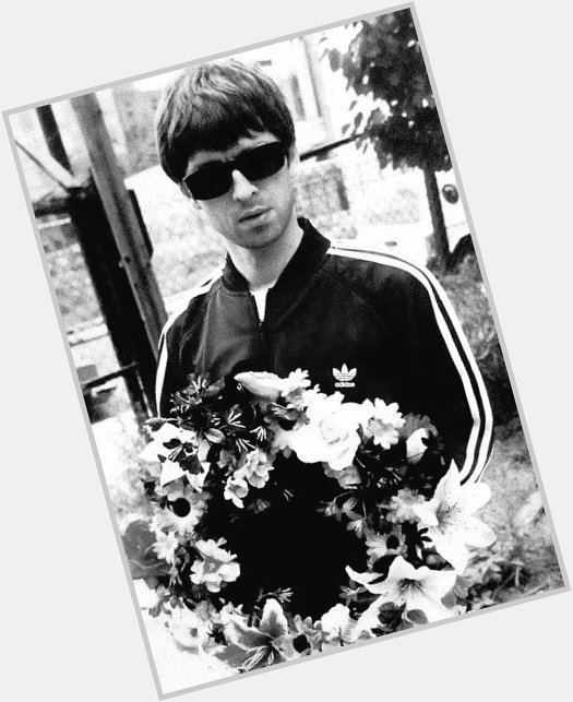 Happy birthday to one of the best songwriters that ever existed, noel gallagher you\re amazing 