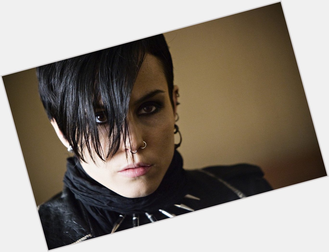 Happy Birthday to the one and only Noomi Rapace!!! 
