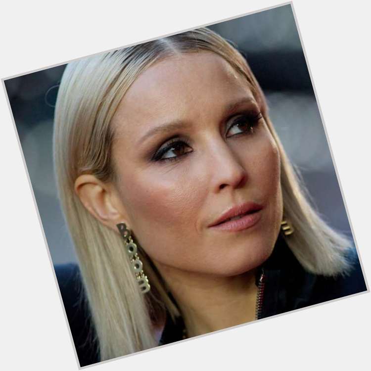 Happy birthday to the sexy and talented Noomi Rapace! 
