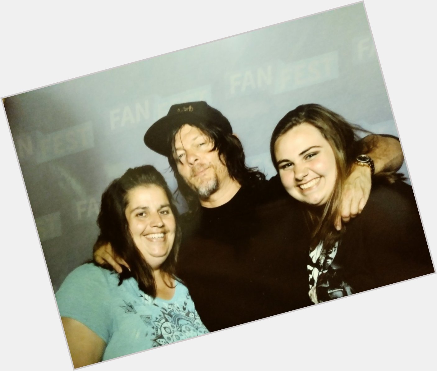 Happy Birthday Reedus!!! Hope its a great day! 