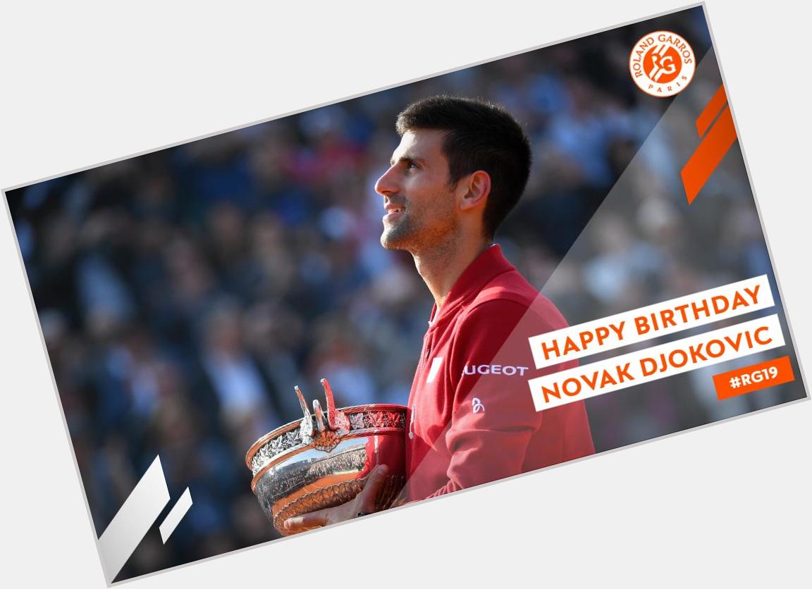 Novak Djokovic 32 ya  nda.

Happy birthday 