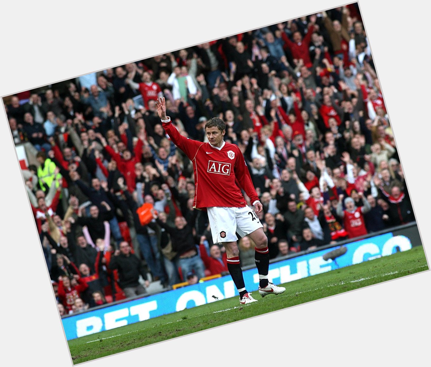 Happy birthday, Ole Gunnar Solskjaer! Has there ever been a better super-sub than him...?! 