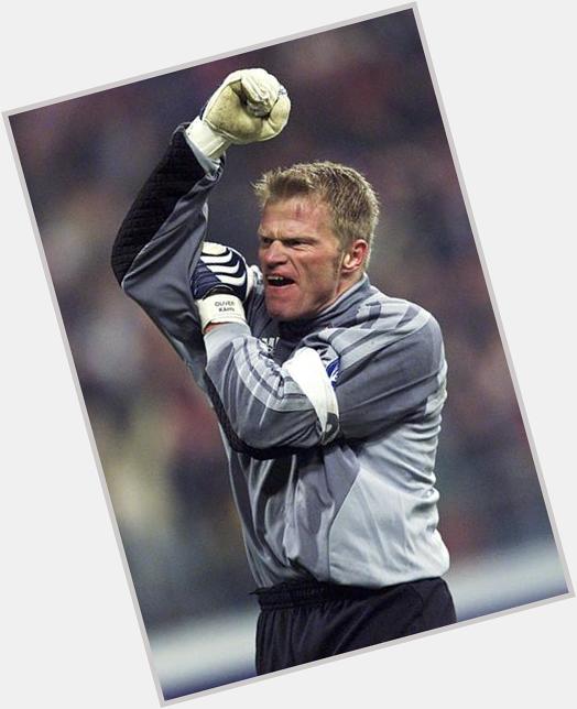 Happy 46th birthday to the one and only Oliver Kahn! Congratulations! 