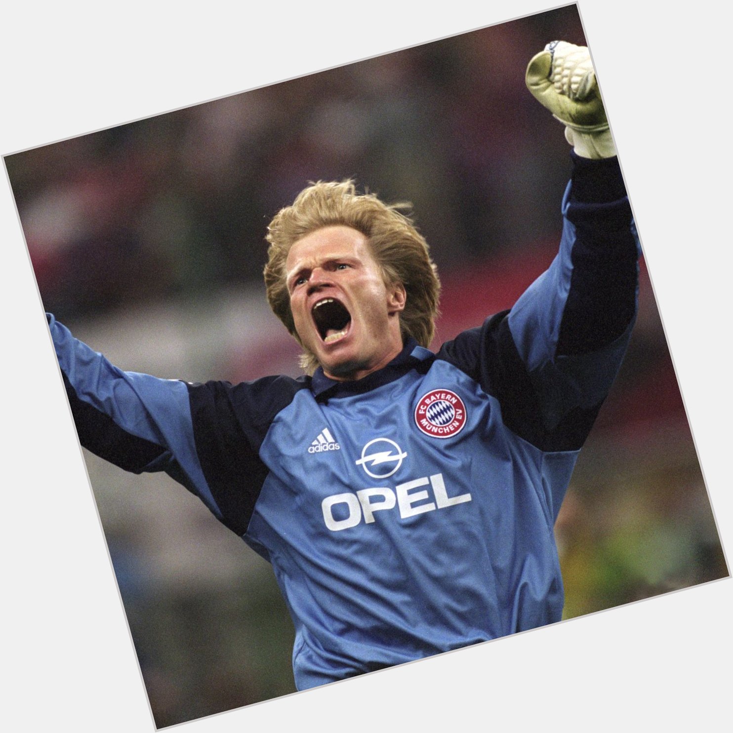 Happy Birthday Oliver Kahn.    One of the greatest goalkeepers of all time. 