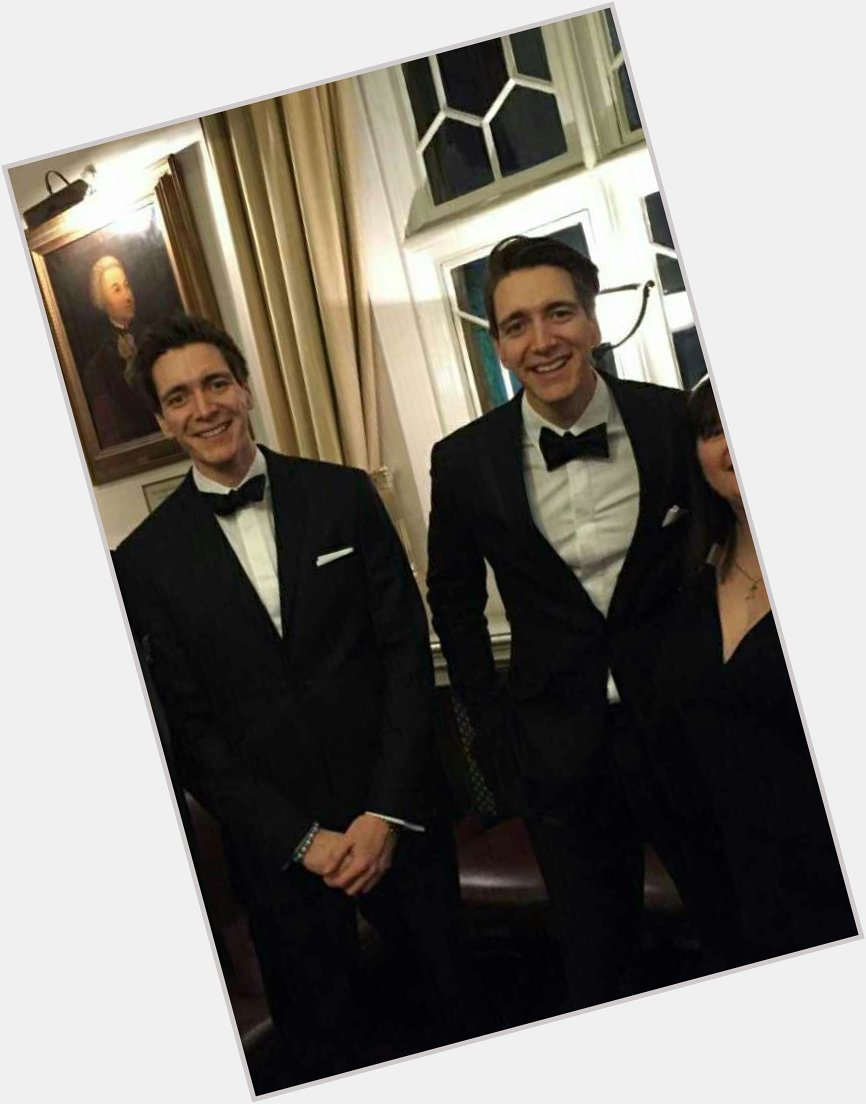 Happy birthday to James and Oliver Phelps !best  twins !today is their day so let them do honor online!          