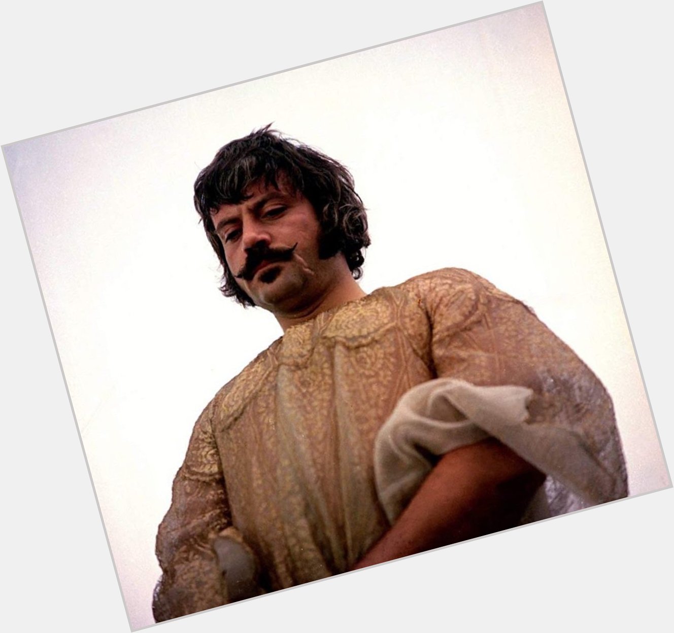 Kinda late but happy birthday oliver reed. the devils is one of the greatest movies ever made. 