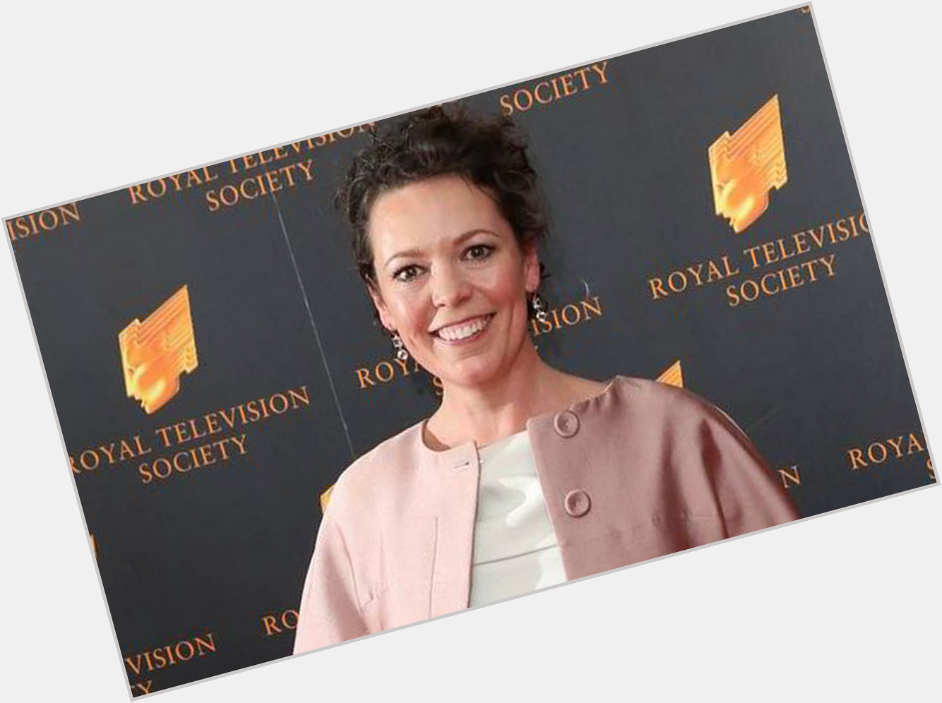 A very Happy Birthday to our multi-award winning star of Olivia Colman! Have a great day! 