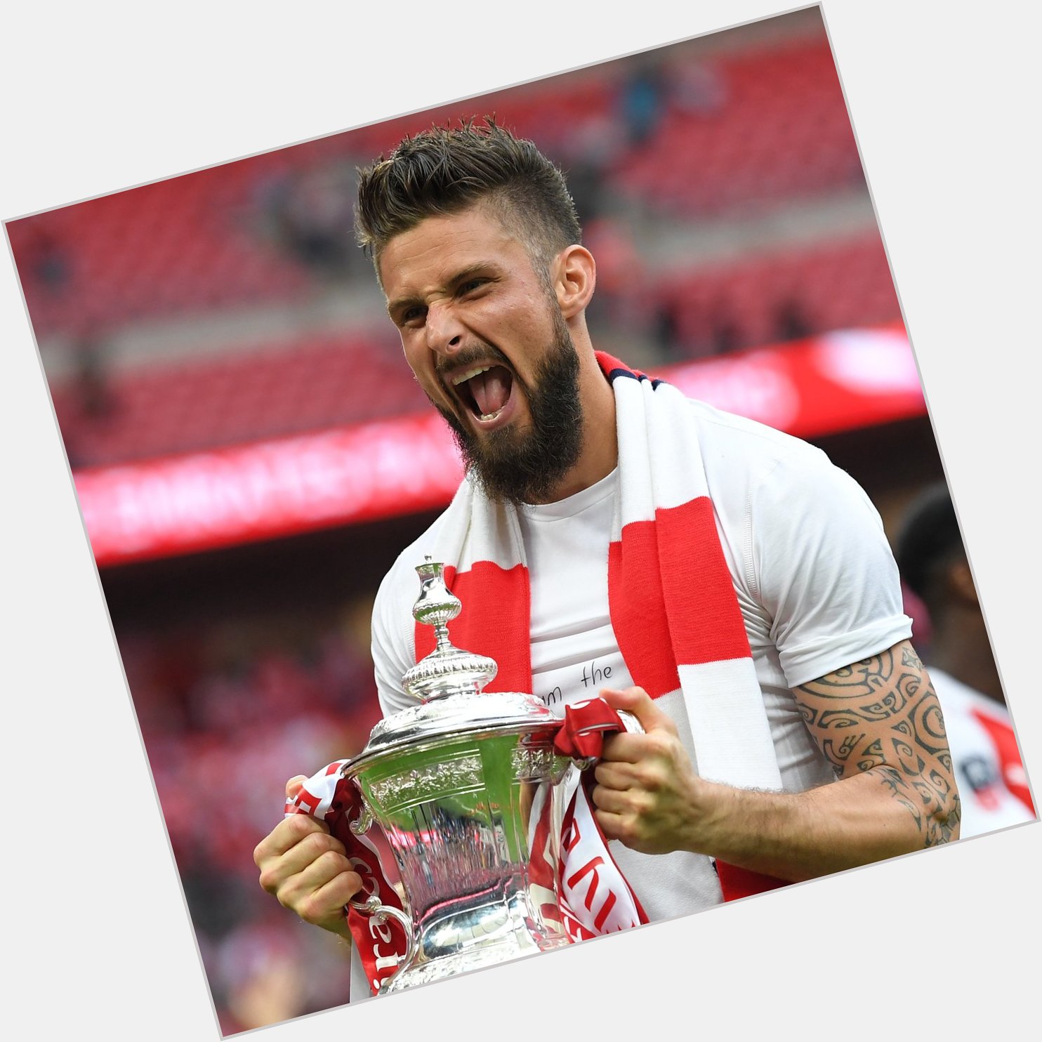 A 4  x winner  Happy birthday, Olivier Giroud! 