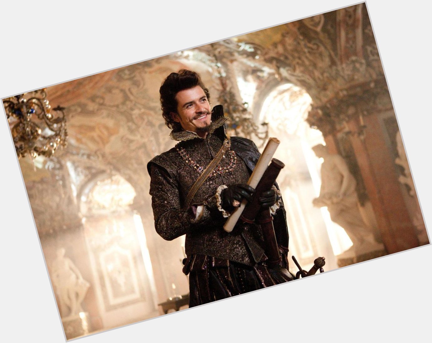 Happy Orlando Bloom\s birthday everyone! Watch Three Musketeers cause it is lit and he is great. 