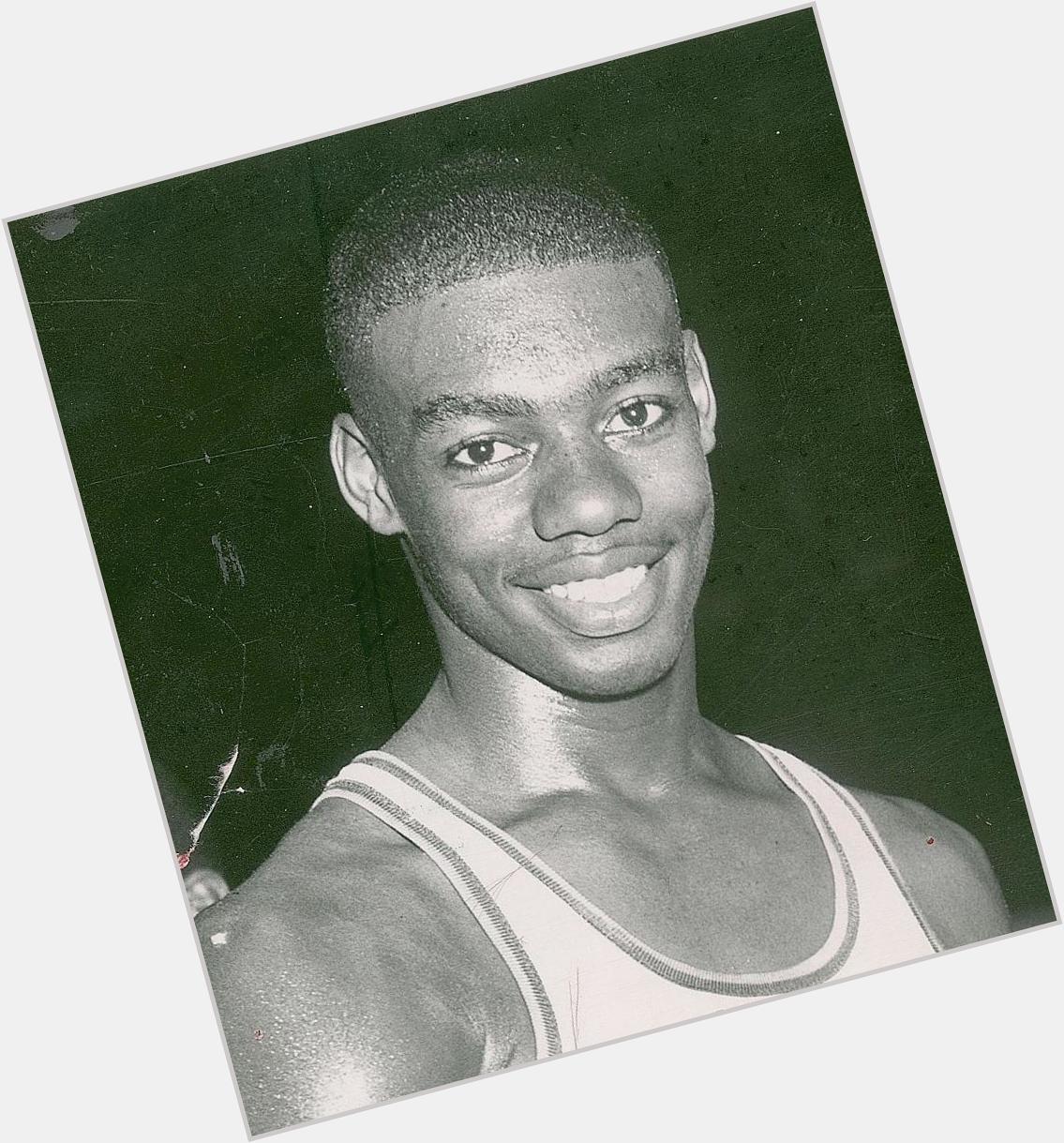 One of Indianas all-time great basketball players, Oscar Robertson, turns 76 today. Wish him a happy birthday! 