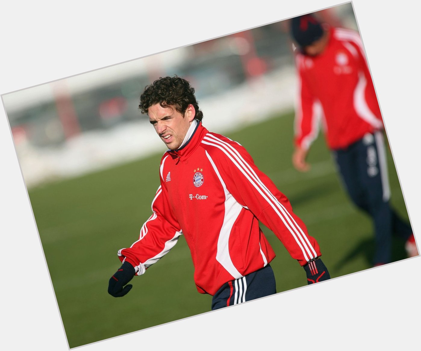 Happy 38th birthday, Owen Hargreaves!  What is your main memory of Hargreaves in football? 