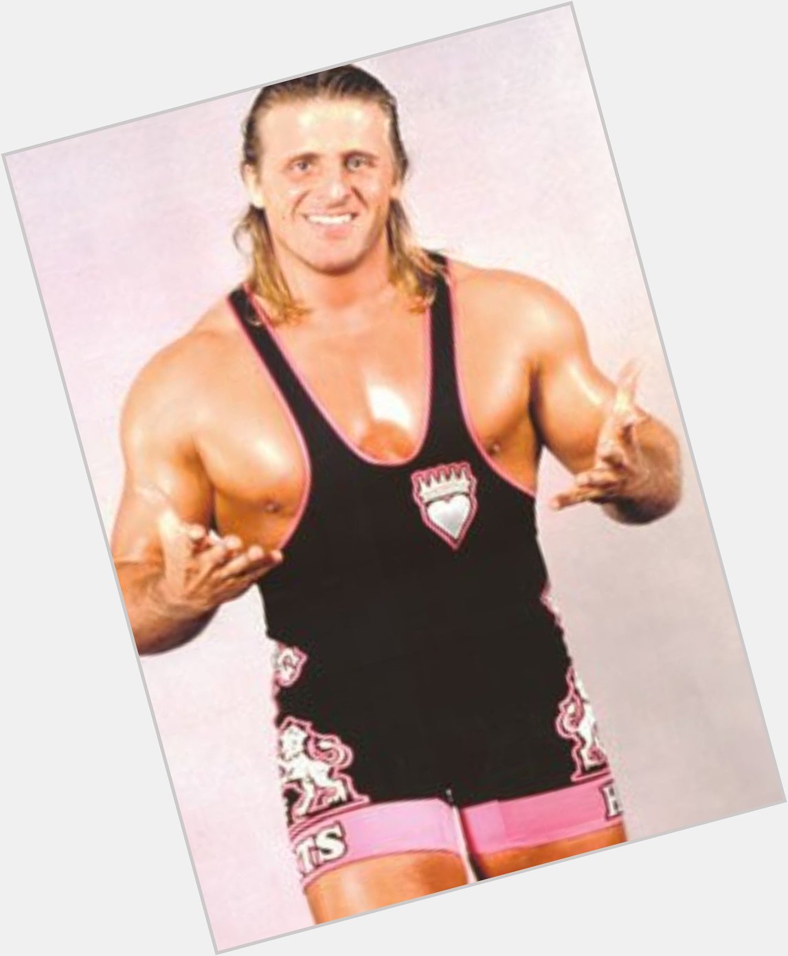Happy birthday to the late & great Owen Hart 