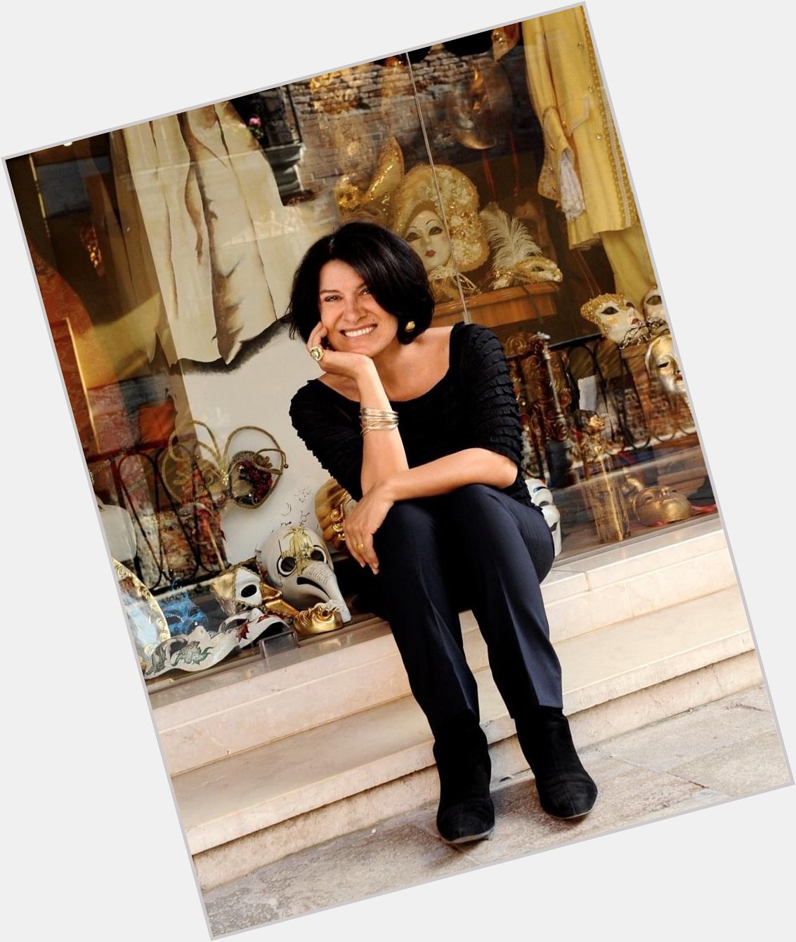 Happy 72nd birthday to fashion, jewellery and perfume designer Paloma Picasso !! 