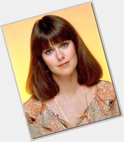 Happy Birthday goes out to Pam Dawber who turns 69 today. 