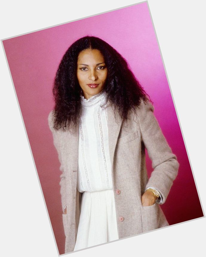 IMAGINE being this cool and talented and iconic??? Happy birthday, Pam Grier. 
