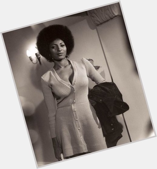Happy Birthday to the ICONIC Pam Grier who turns 68 today! 