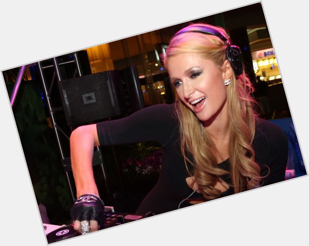 DJ Paris Hilton won NRJ DJ Awards Best Female DJ *\\(^o^)/* 
Happy Birthday 