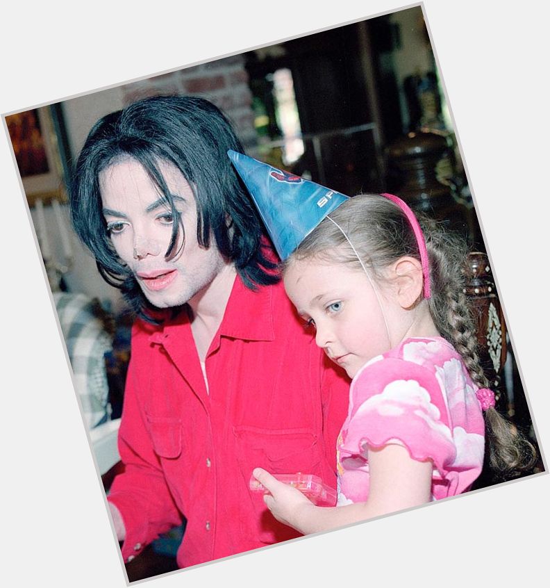   Happy 17th Birthday Paris Jackson! You will always be daddys baby if only she had his DNA