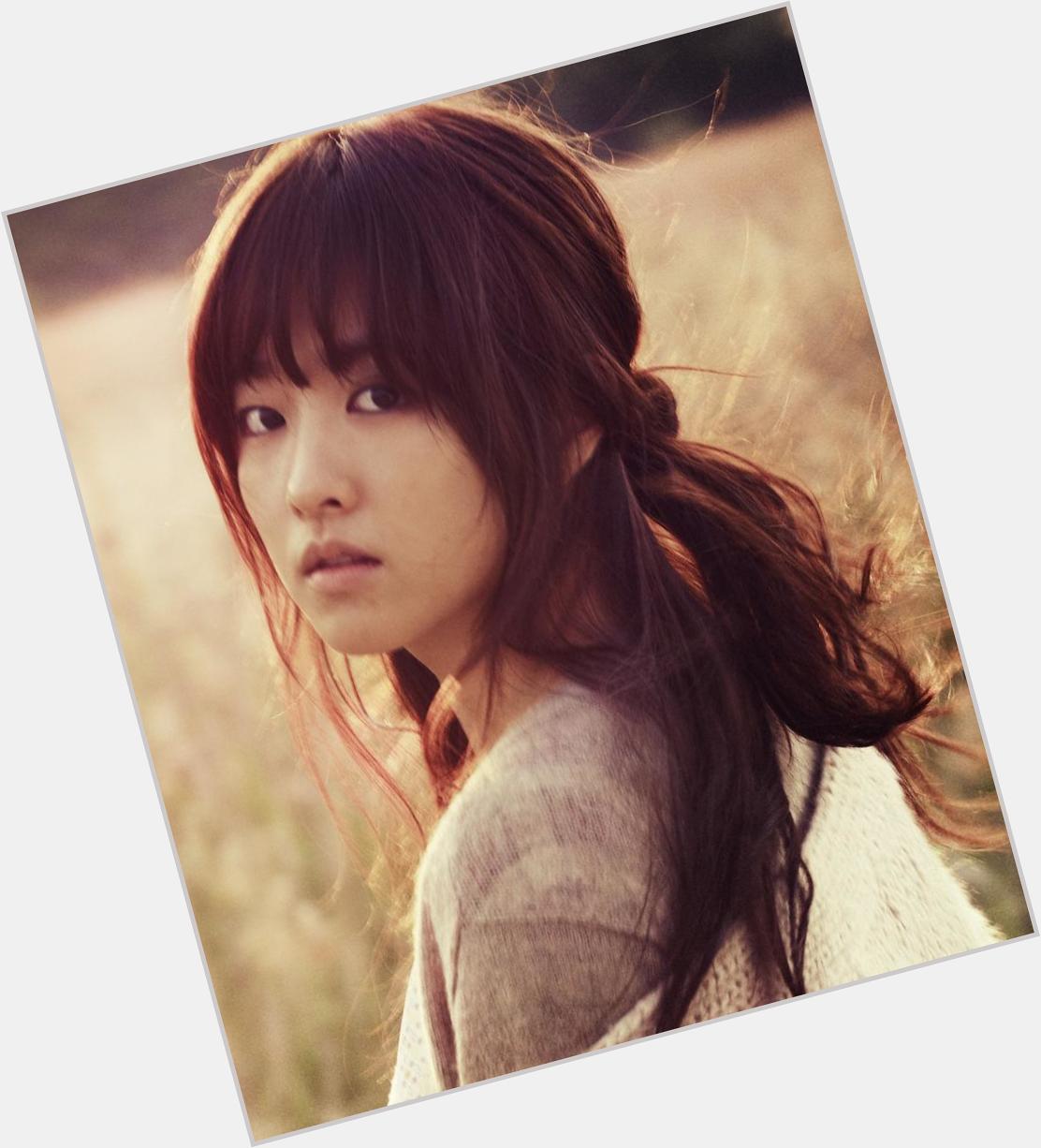 Happy Birthday to Korean actress Park Bo-young! 